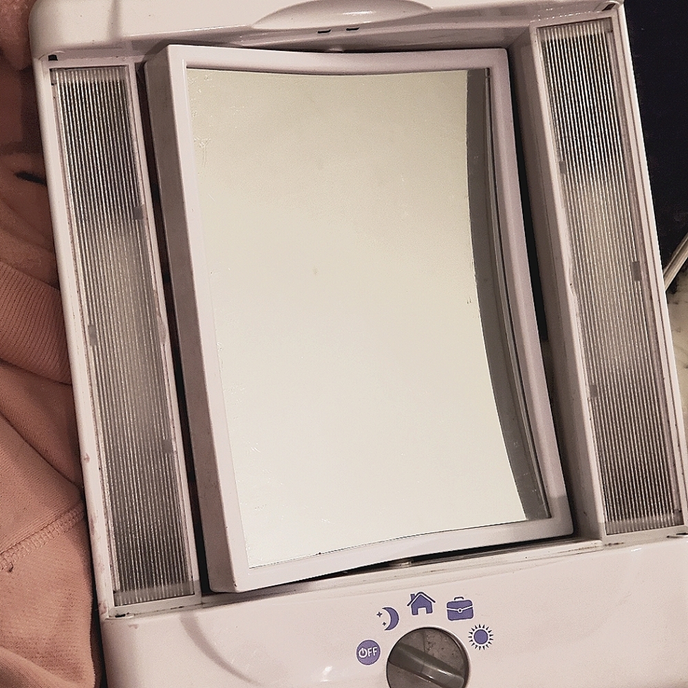 Conair Makeup Mirror multiple light settings